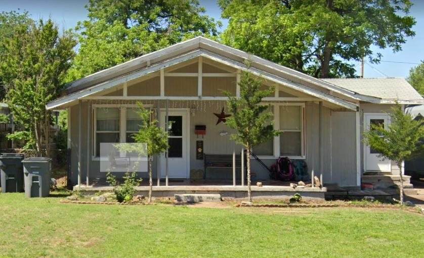 909 Bell Ave - Photo 1