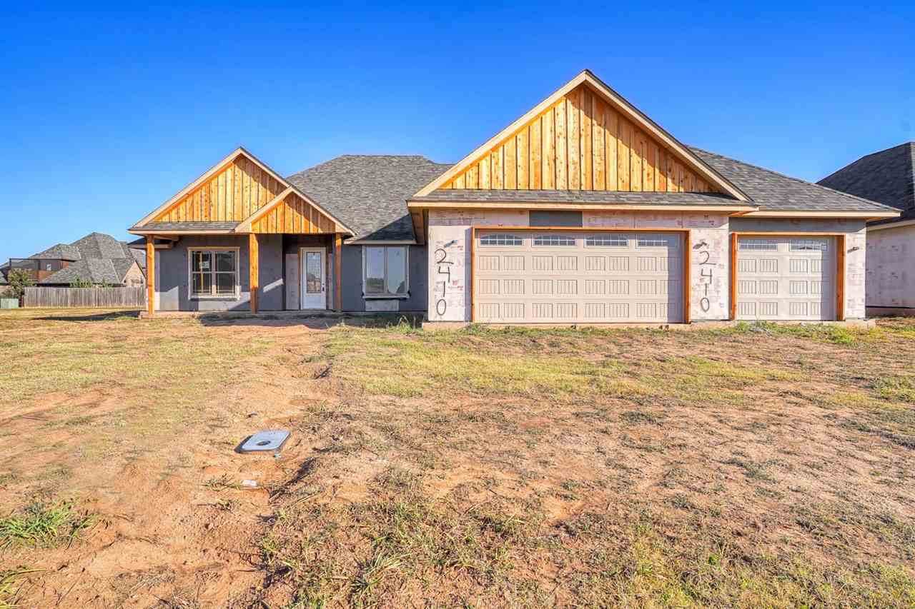 2410 Falcon Ln - Photo 1