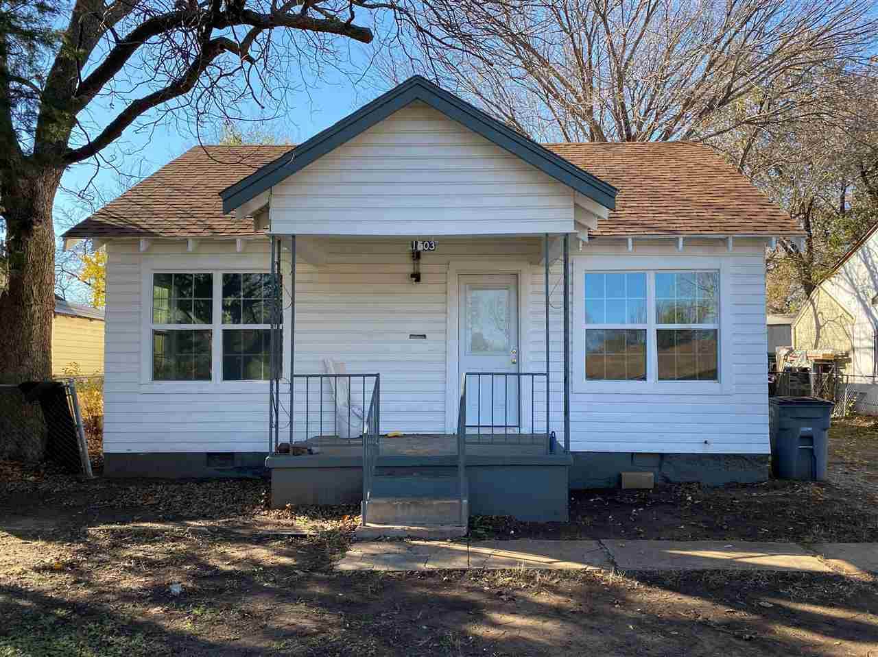 1503 8th St - Photo 1