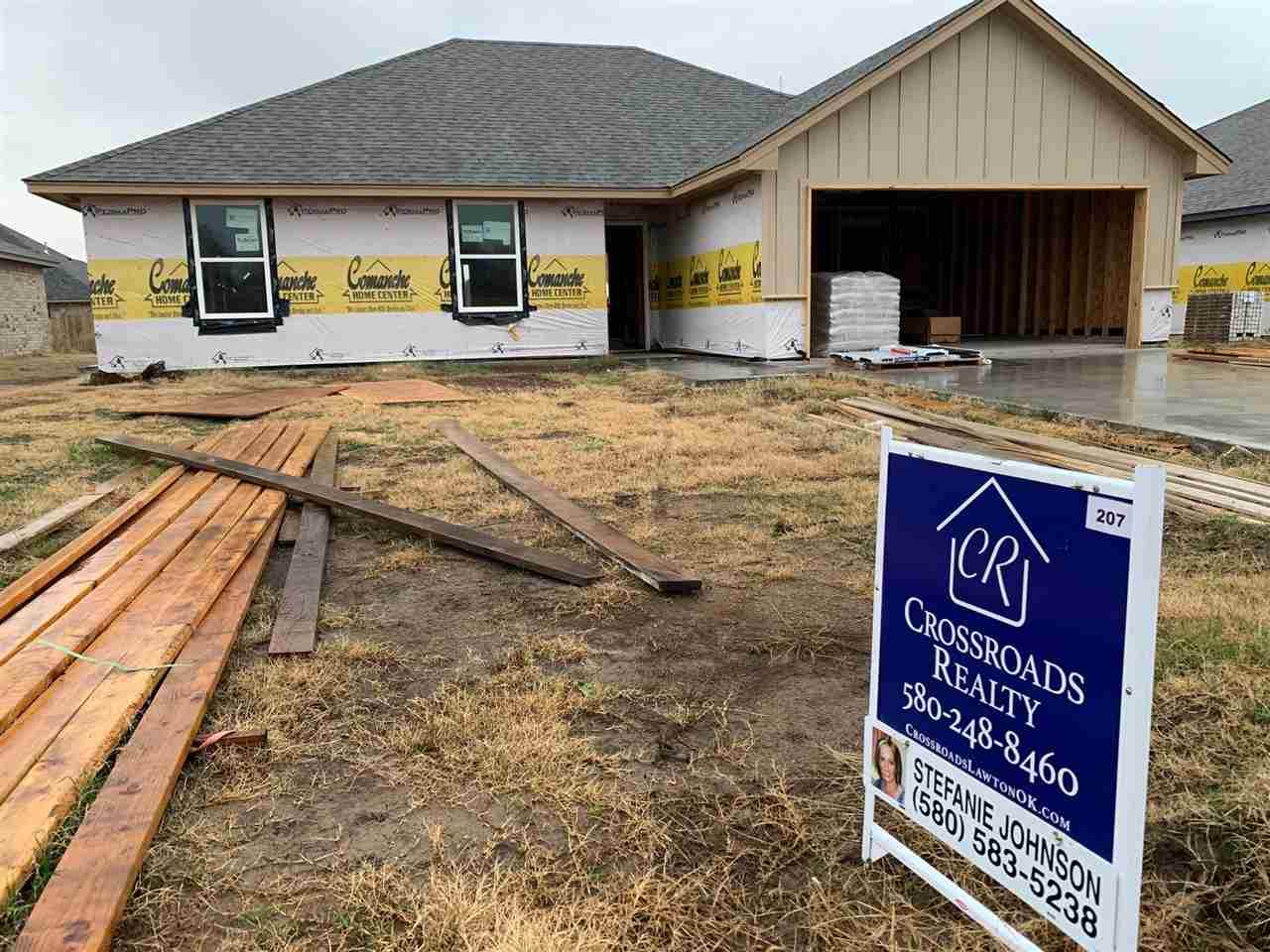 207 Sandstone Ave - Photo 1