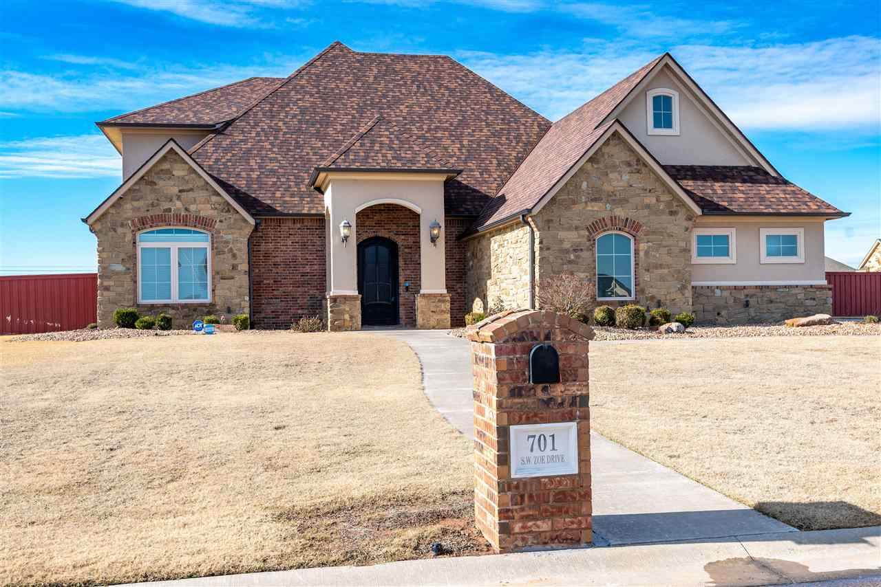 701 Zoe Dr - Photo 1