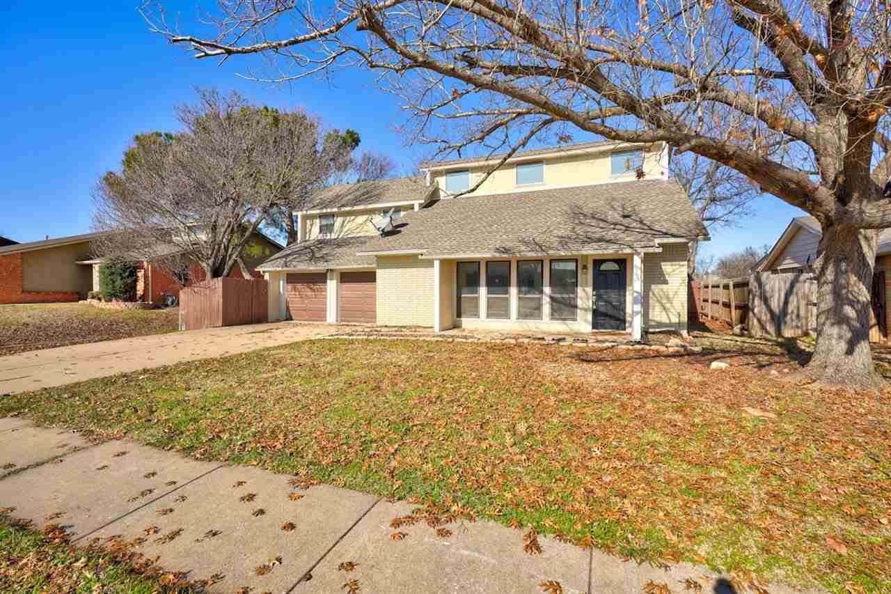 6773 Chaucer Dr - Photo 1