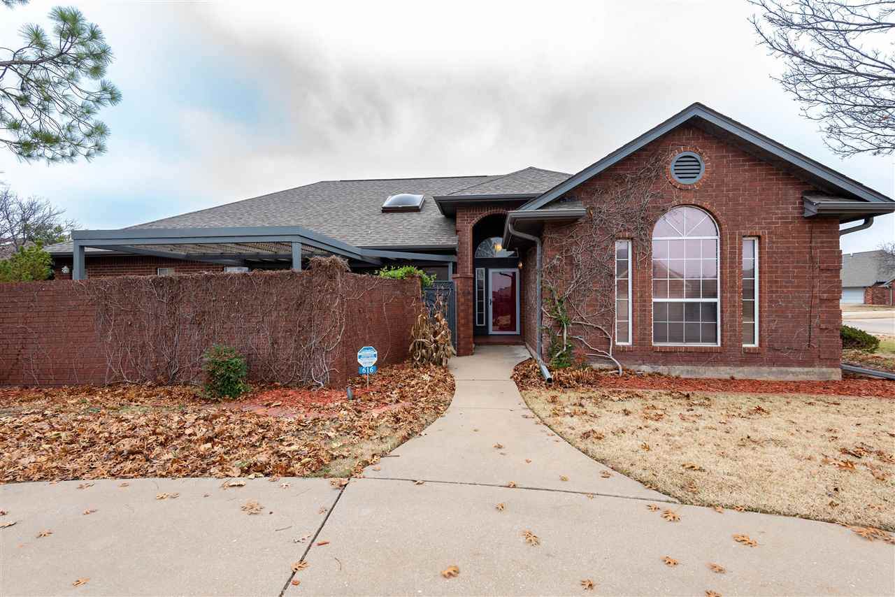 616 Waterford Dr - Photo 1