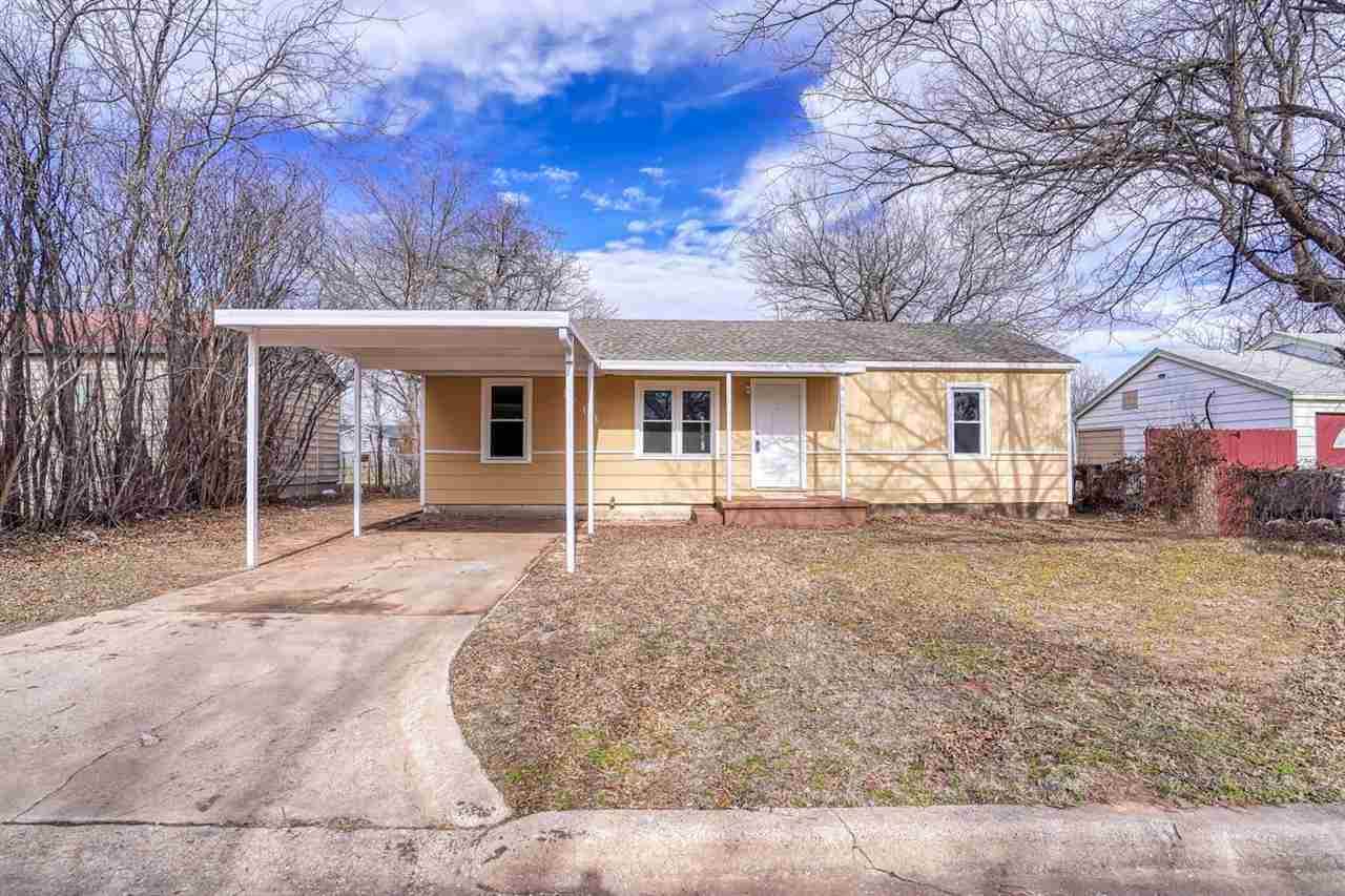1713 Lindy Ave - Photo 1