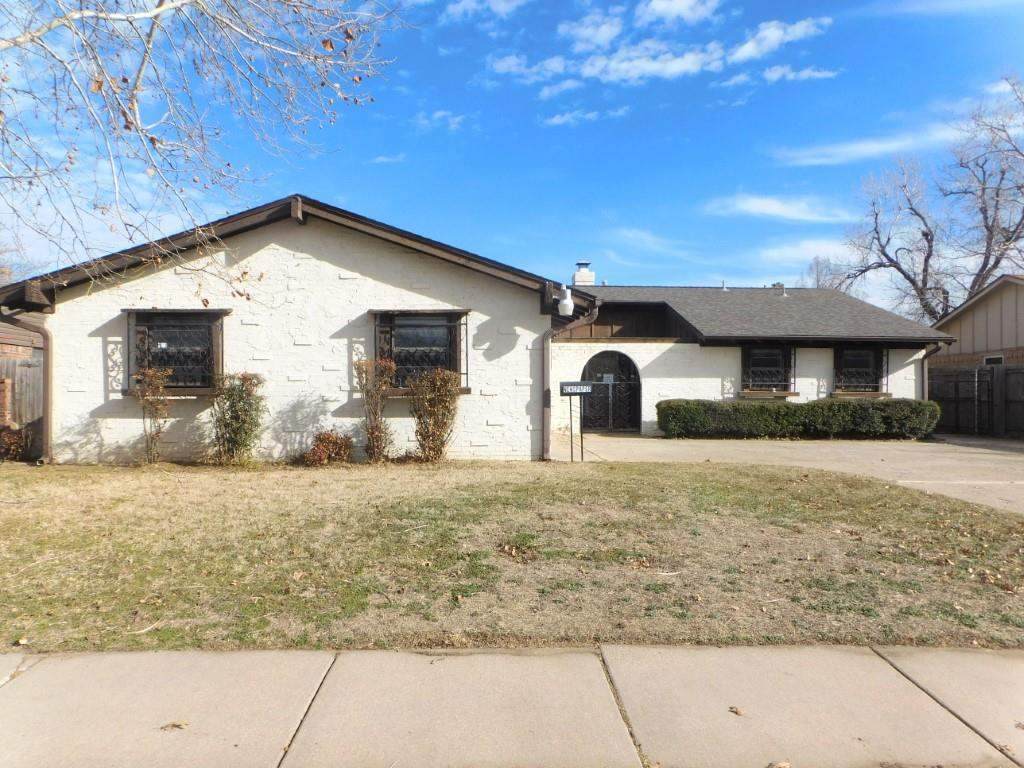 2305 Ivanhoe Pl - Photo 1