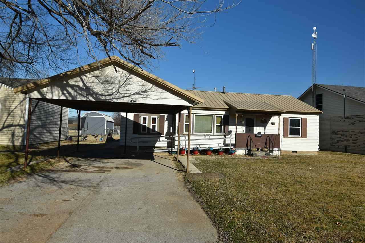 429 Iowa St - Photo 1
