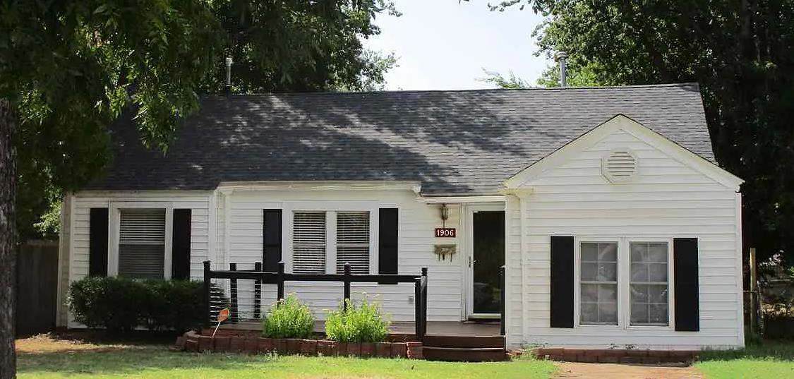 1906 Kinyon Ave - Photo 1