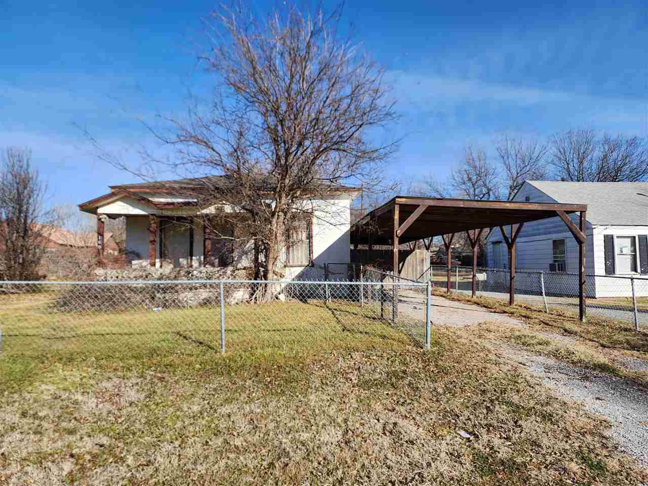 1607 Park Ave - Photo 1