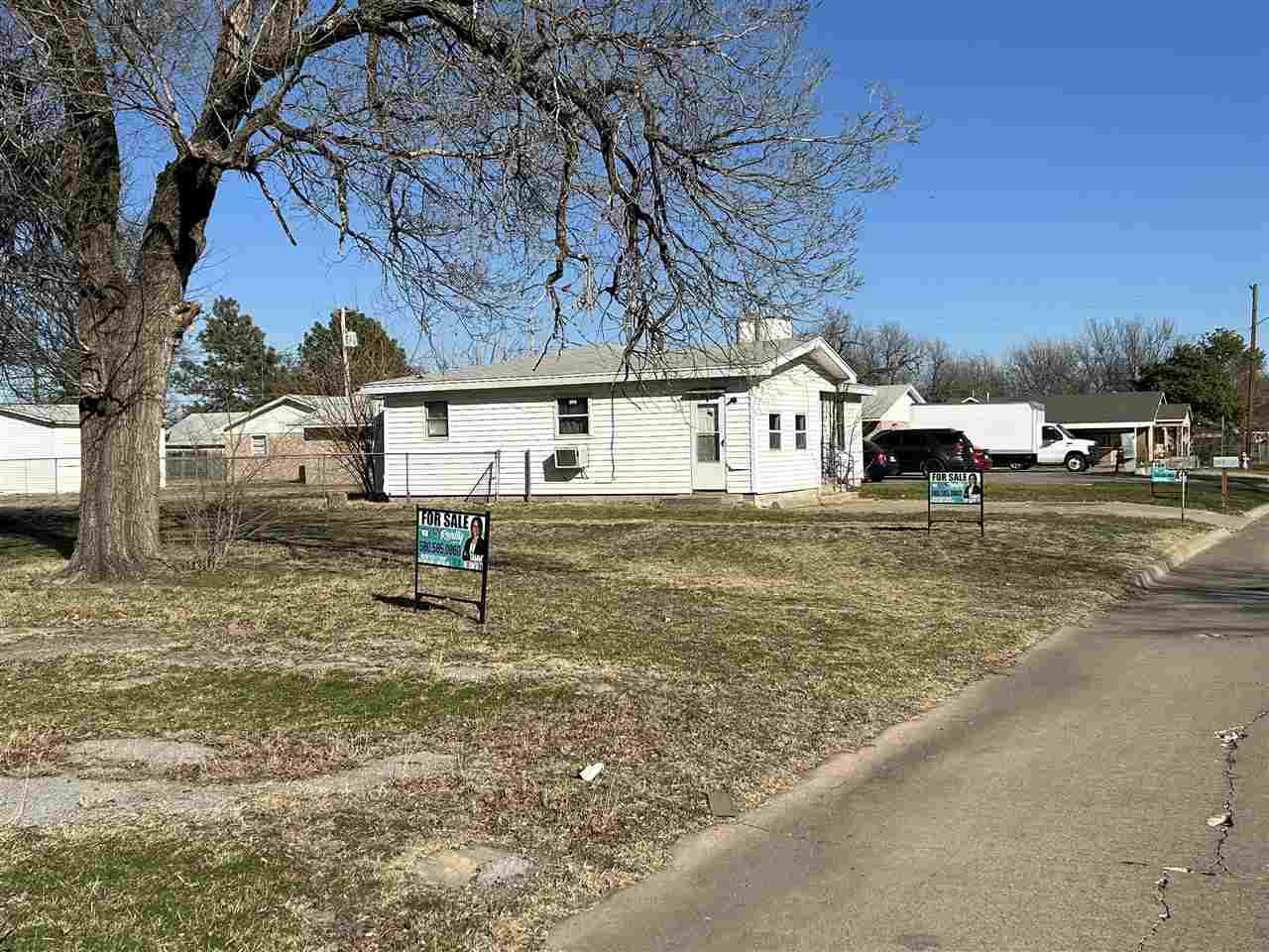 2605 H Ave - Photo 1