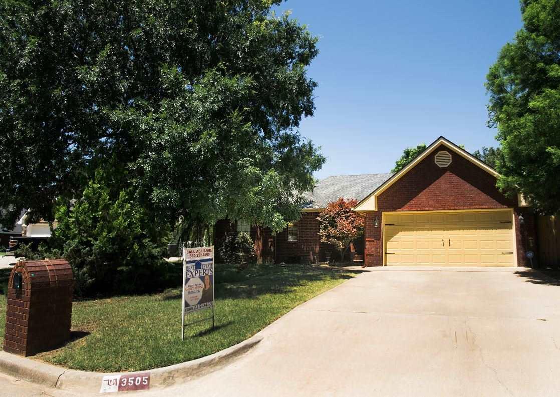 3505 Woodknoll - Photo 1