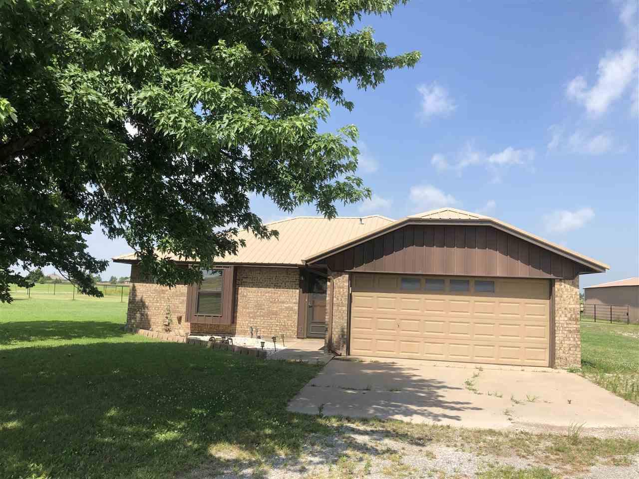 1711 Hwy 65 - Photo 1