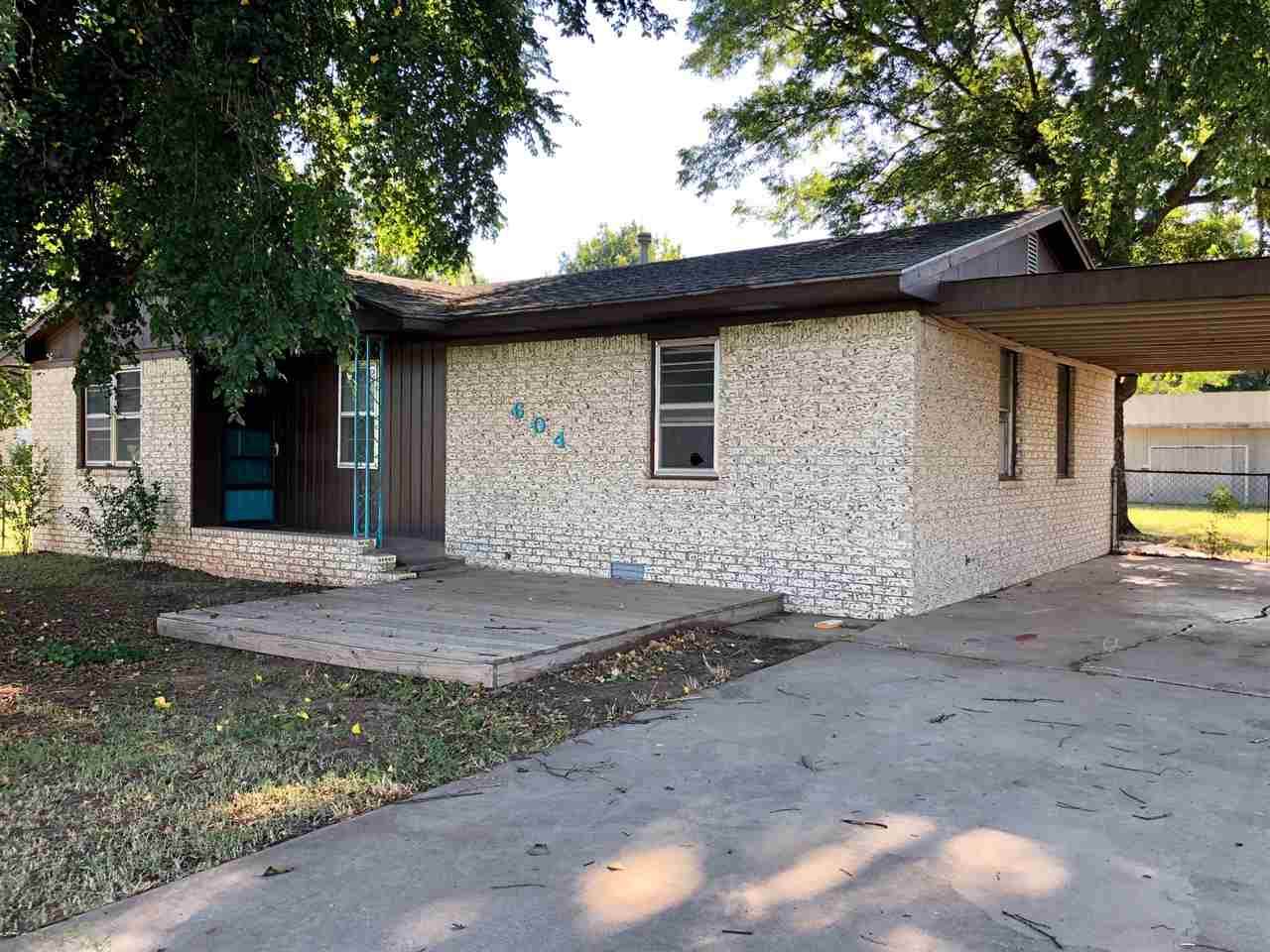 604 9th - Photo 1