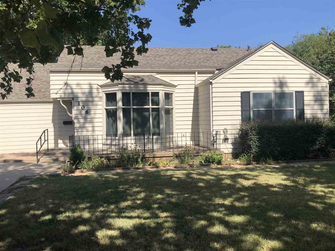 106 13th St - Photo 1