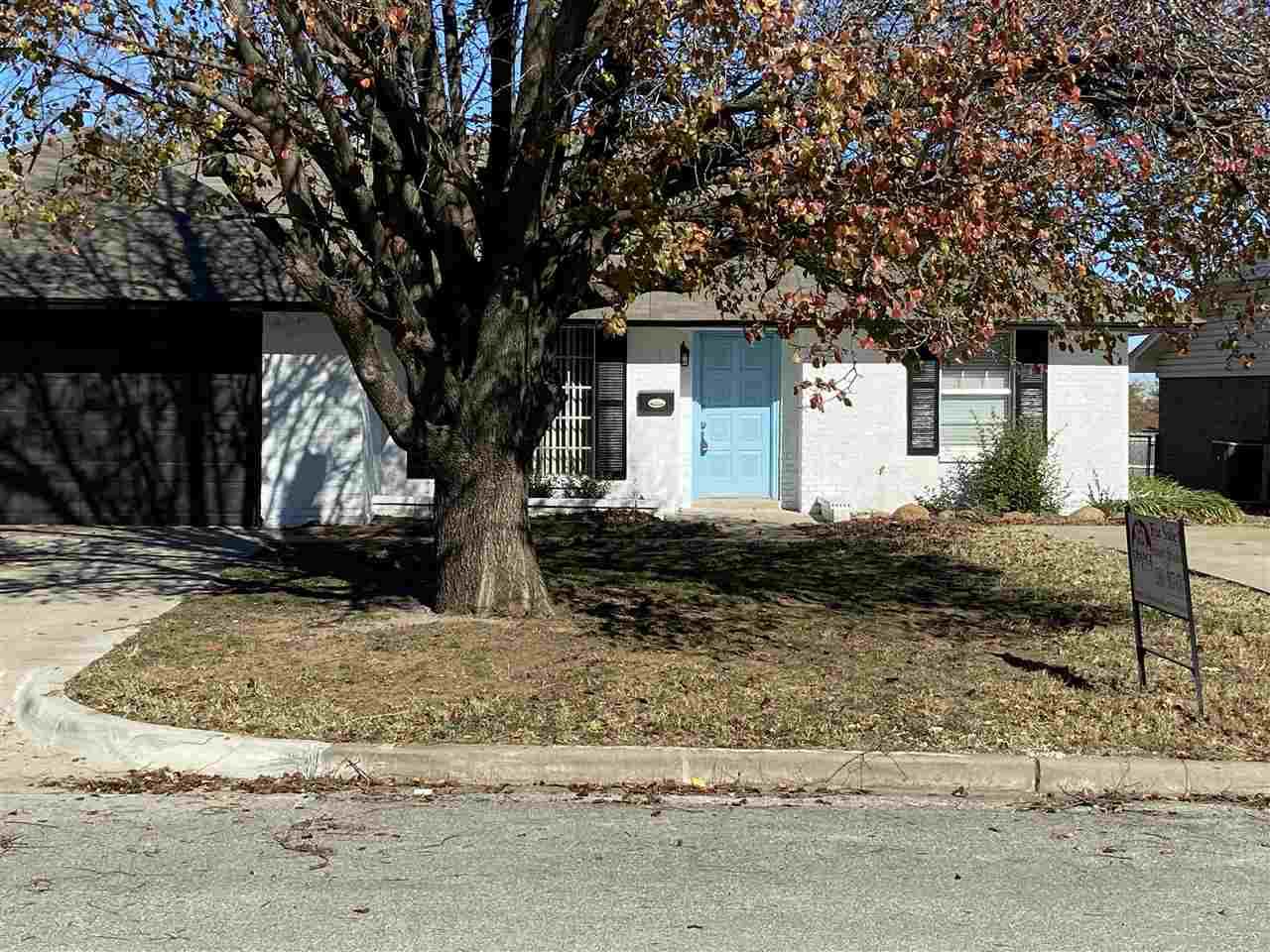 5703 Chestnut Ln - Photo 1