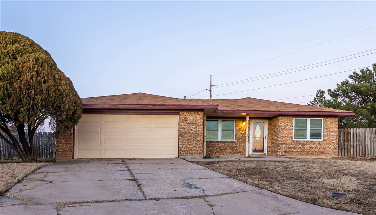 6708 Forest Cir - Photo 1