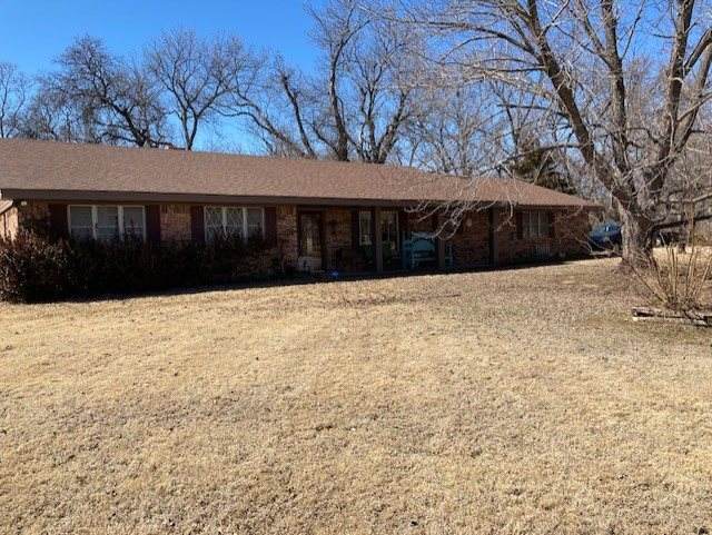 1204 E St - Photo 1
