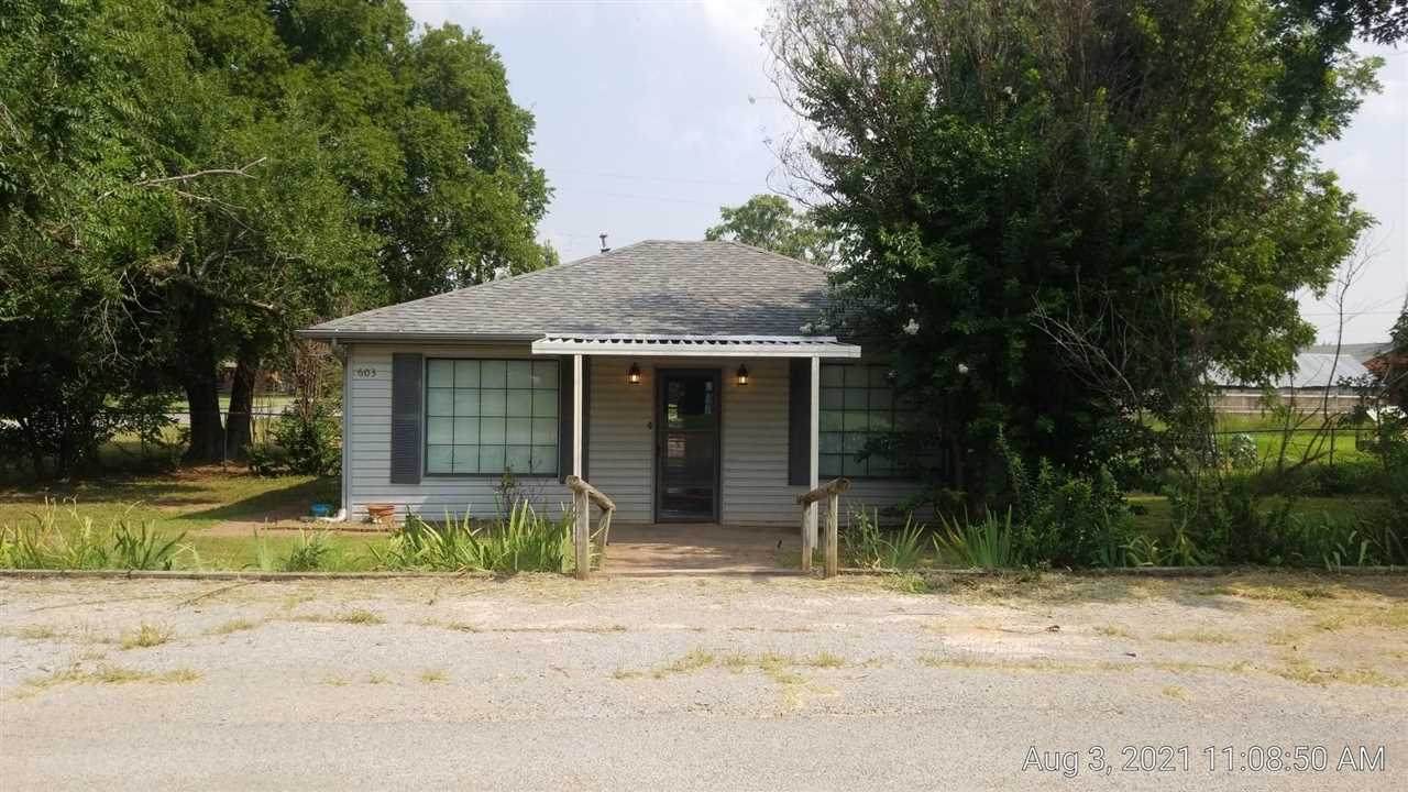 603 Gregory Ave - Photo 1