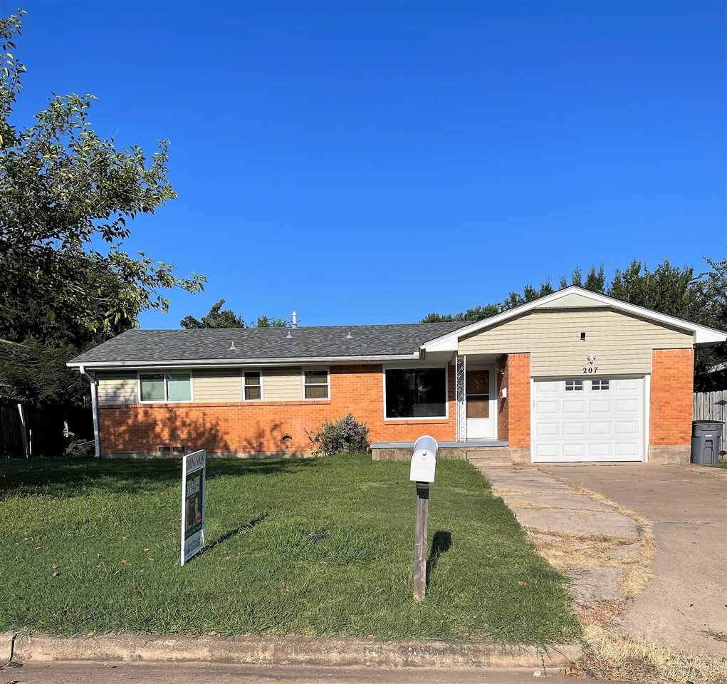 207 45th St - Photo 1