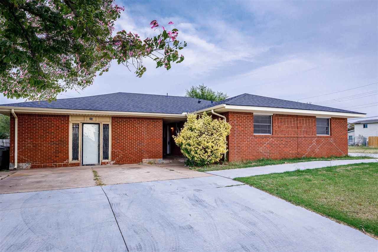 310 52nd St - Photo 1