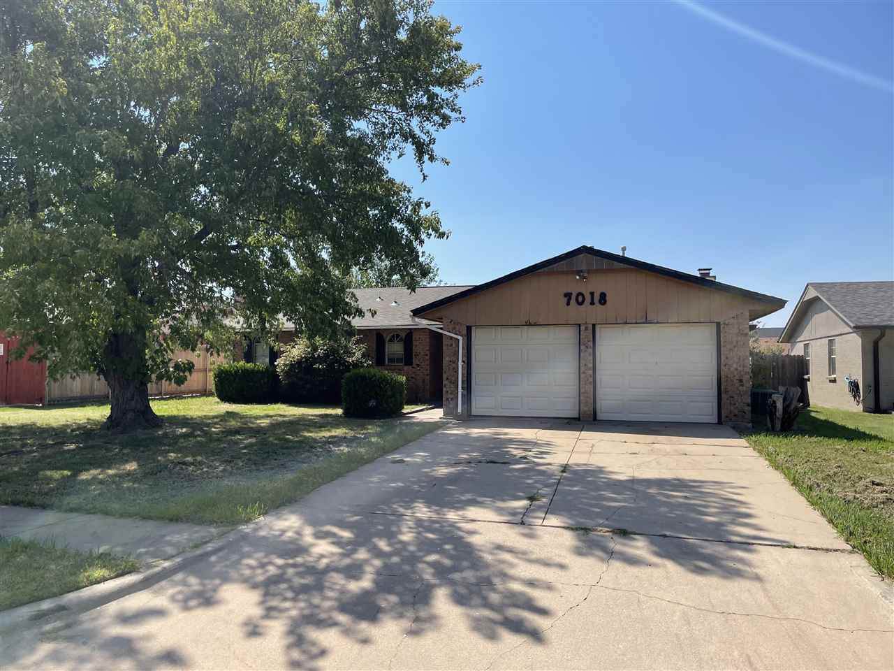 7018 Chaucer Dr - Photo 1