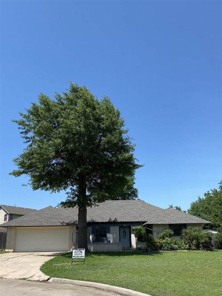 905 Cheryl Cir - Photo 1
