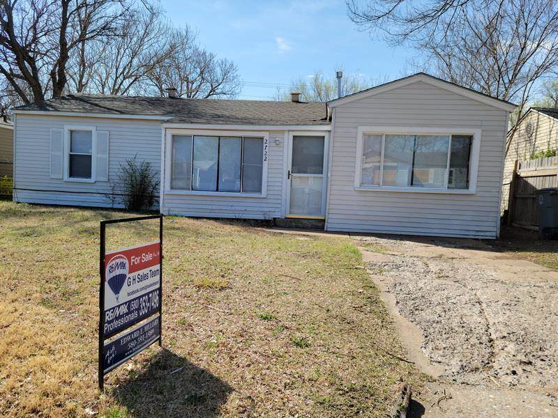 2722 I Ave - Photo 1