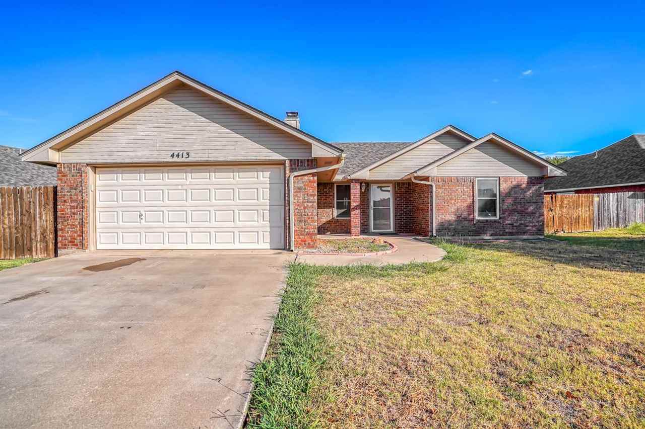4413 Parkway Dr - Photo 1