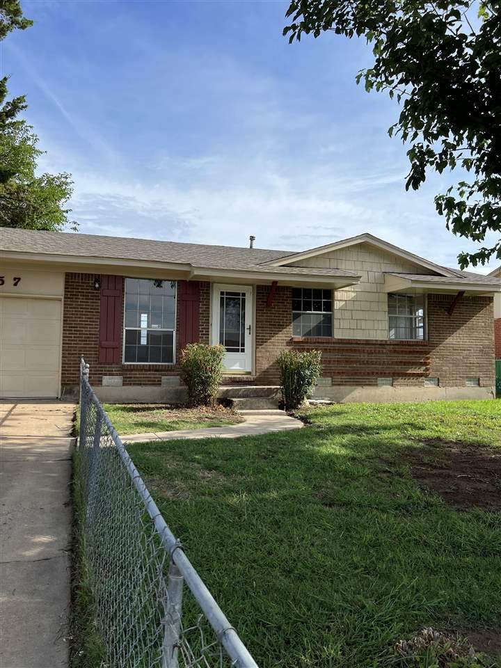 5357 Oak Ave - Photo 1