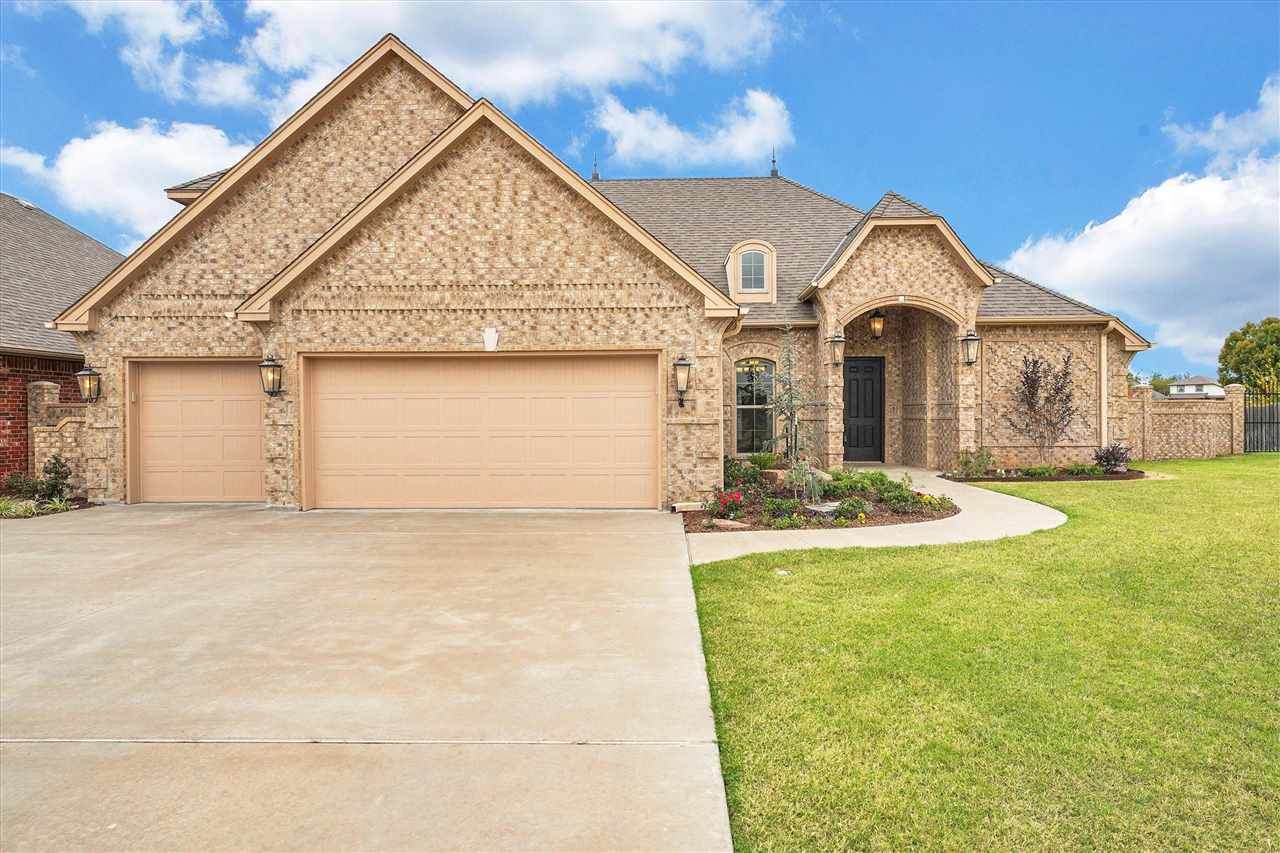 6918 Maple Dr - Photo 1