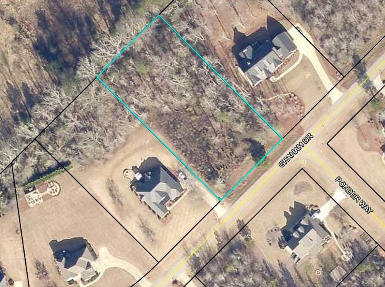 1070 Graham Drive - Photo 1