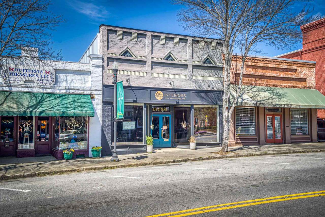 108 Main Street - Photo 1