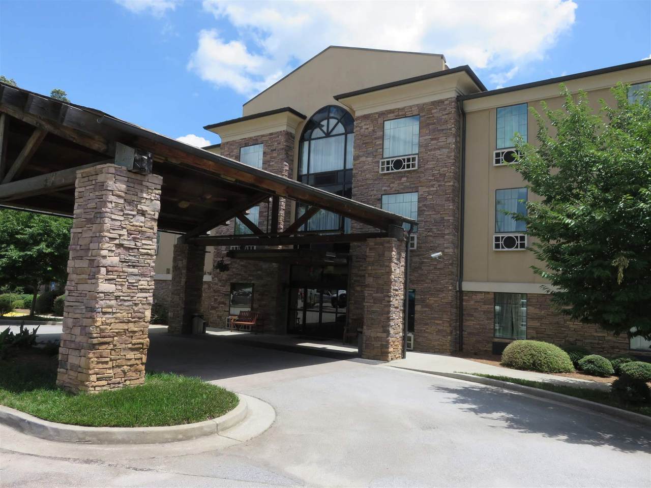 930 Unit 106 Lake Oconee Parkway - Photo 1