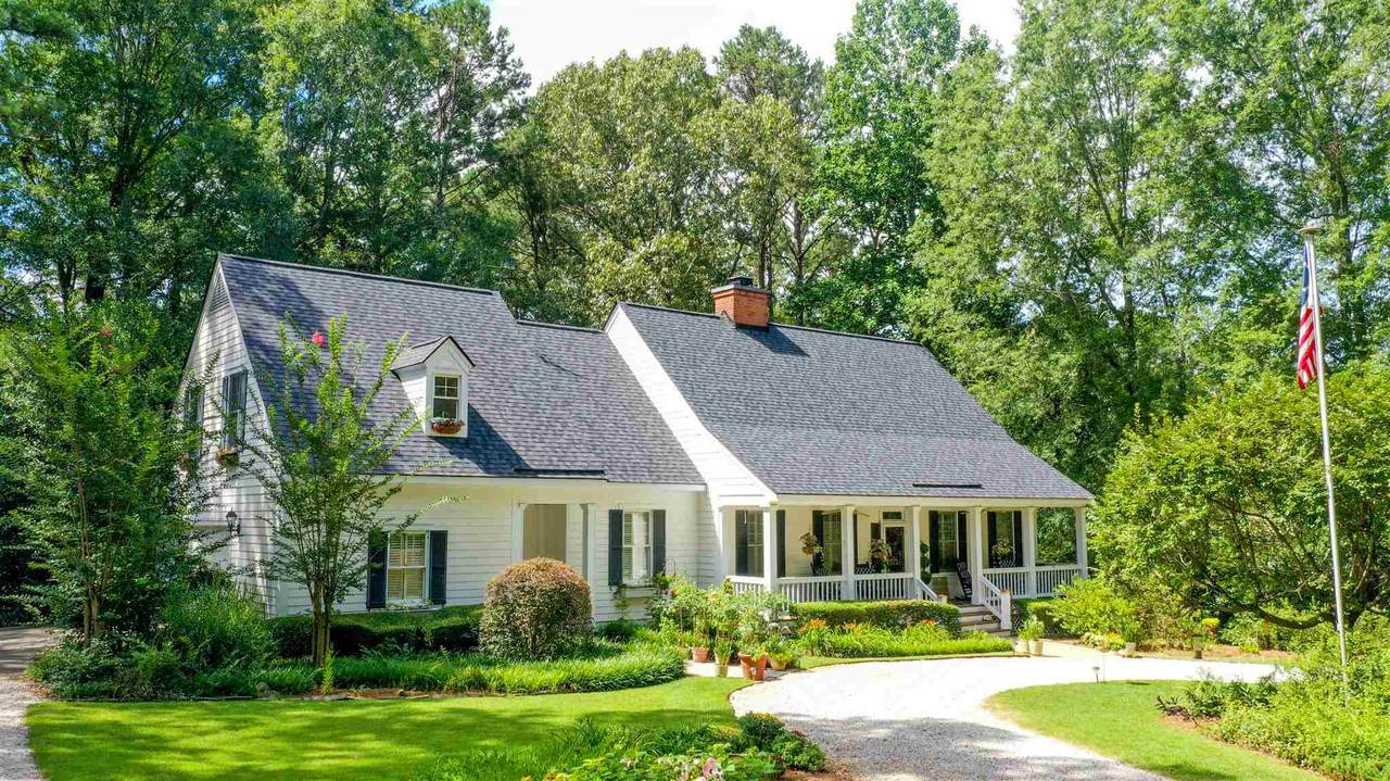 112 Porterfield Drive - Photo 1