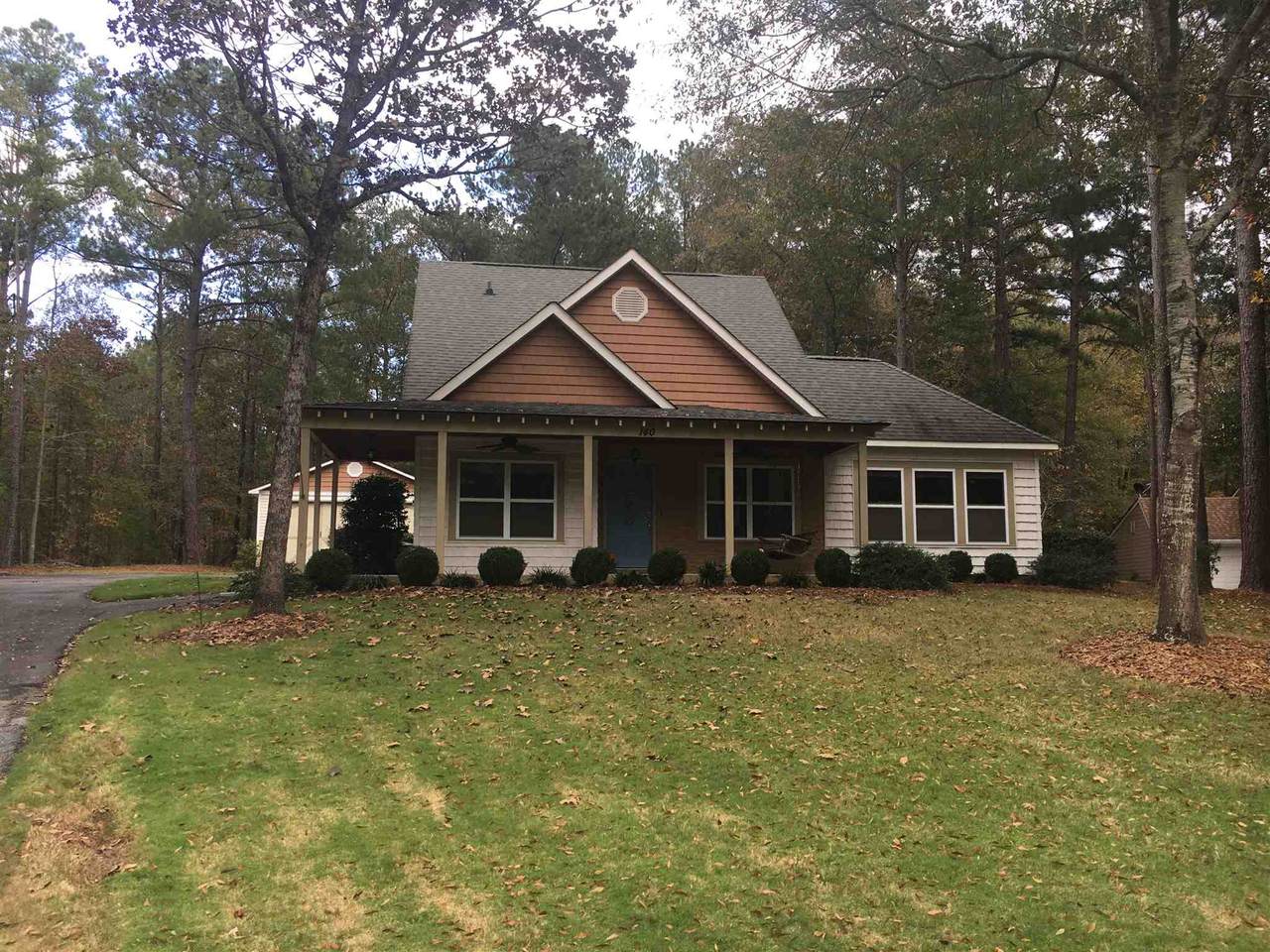 140 Lake Forest Drive - Photo 1