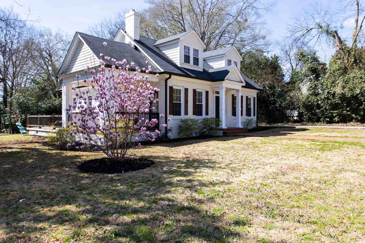 205 East South Street - Photo 1