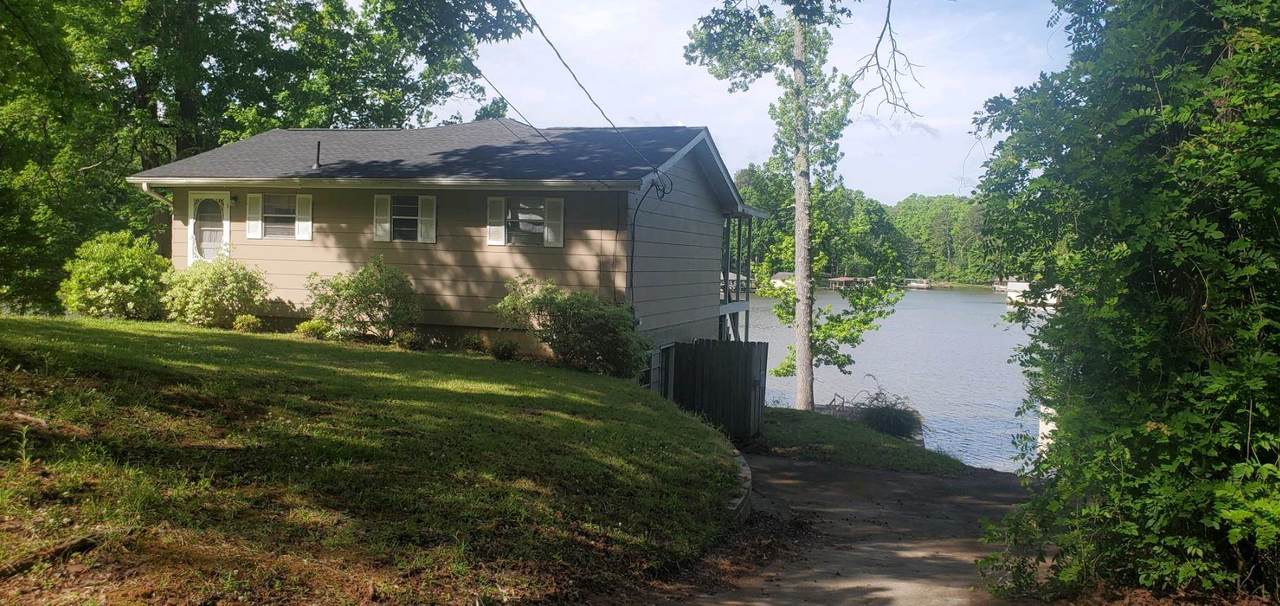 138 Oak Lane - Photo 1