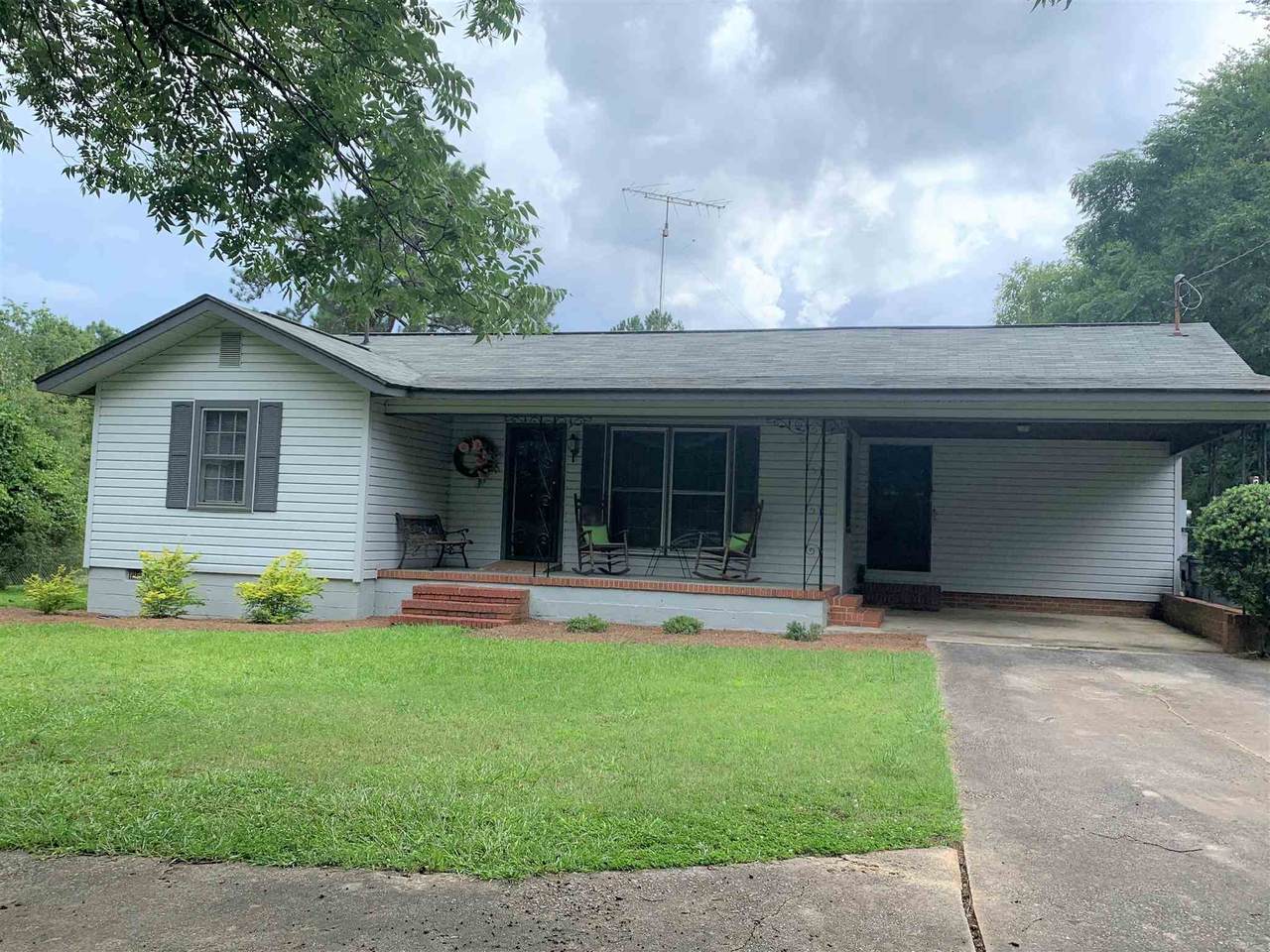 401 Sparta Highway - Photo 1