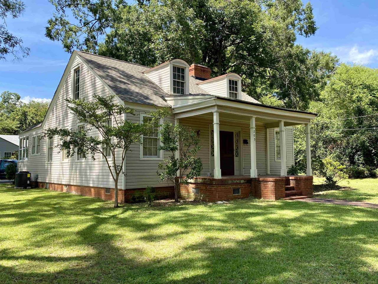 205 Walnut Street - Photo 1