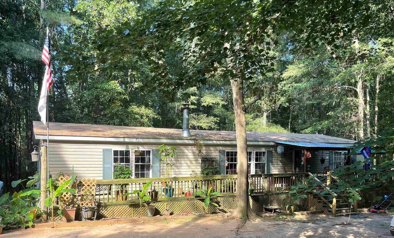 565 Sparta Highway - Photo 1