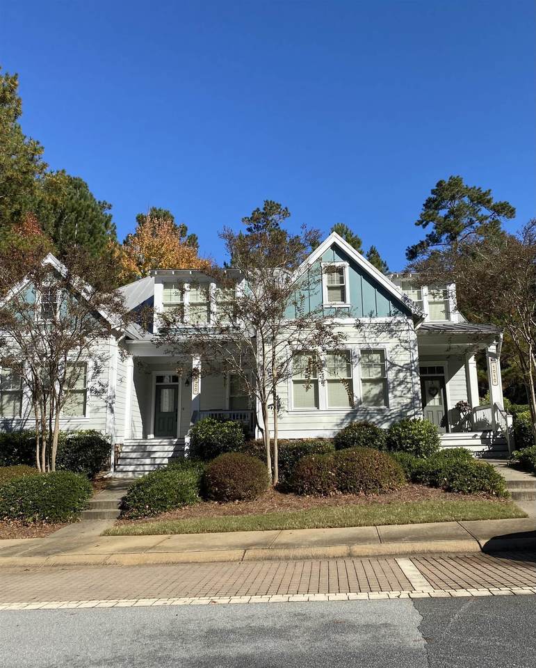 1010 Portside Court - Photo 1