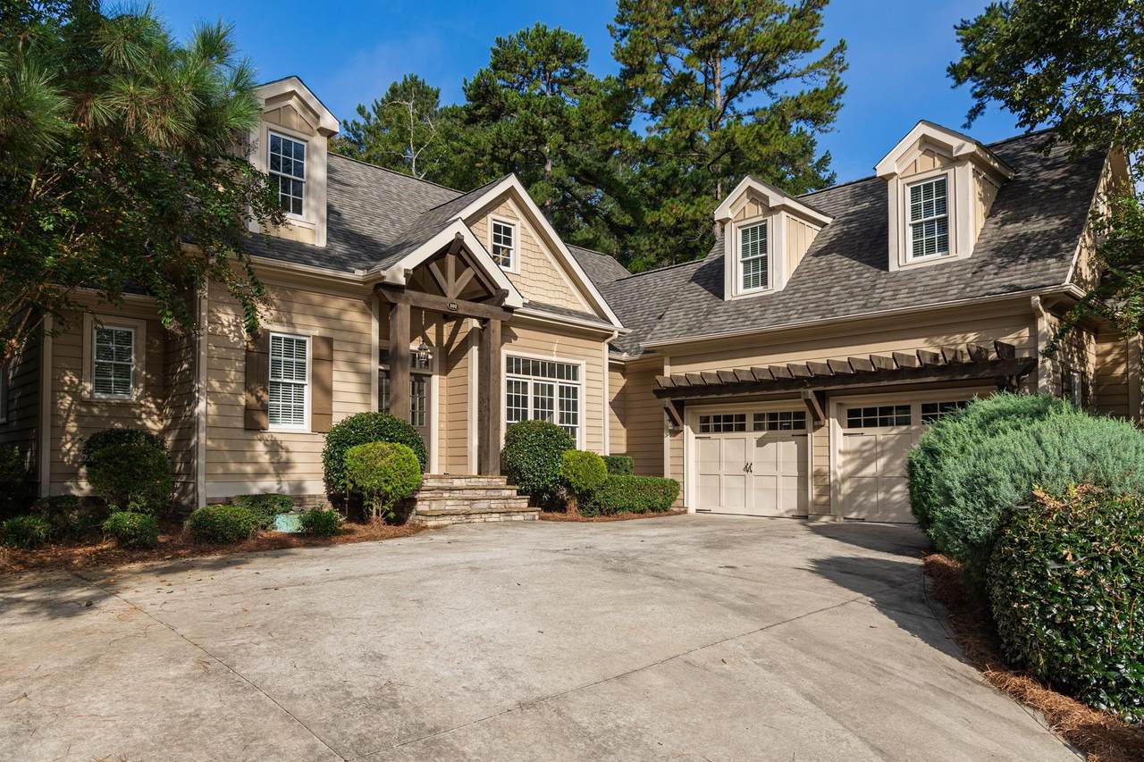 107 Oakton North - Photo 1