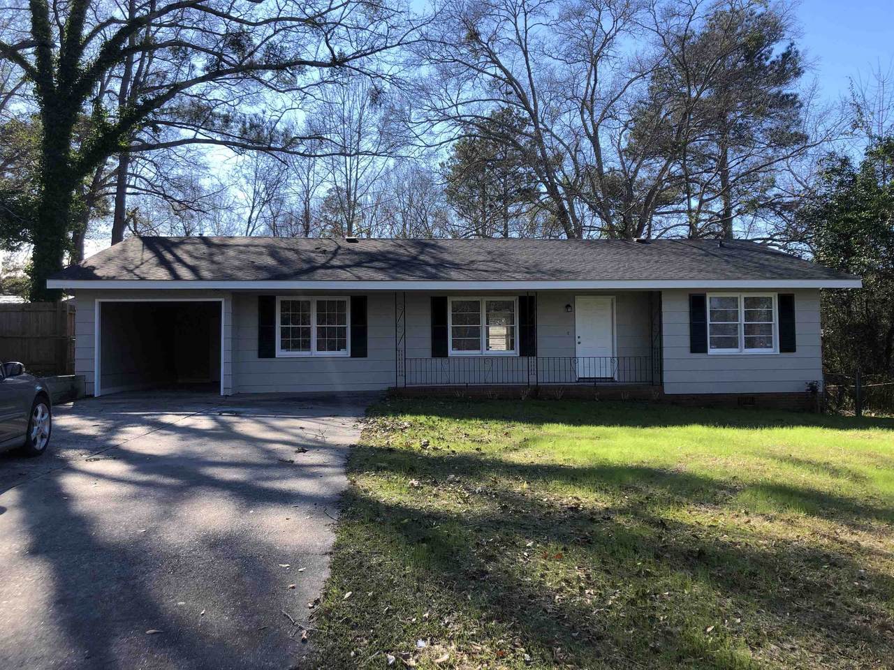 101 Frazier Drive - Photo 1