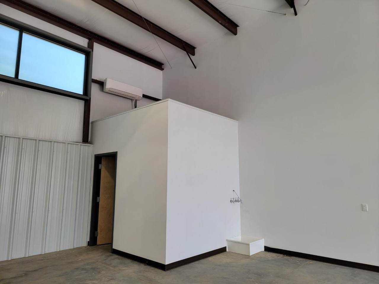 1040 Park Ct - Photo 1