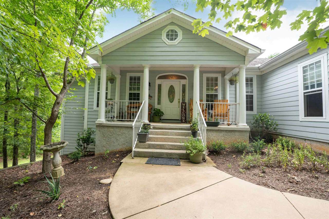 1081 Katherine Lane - Photo 1