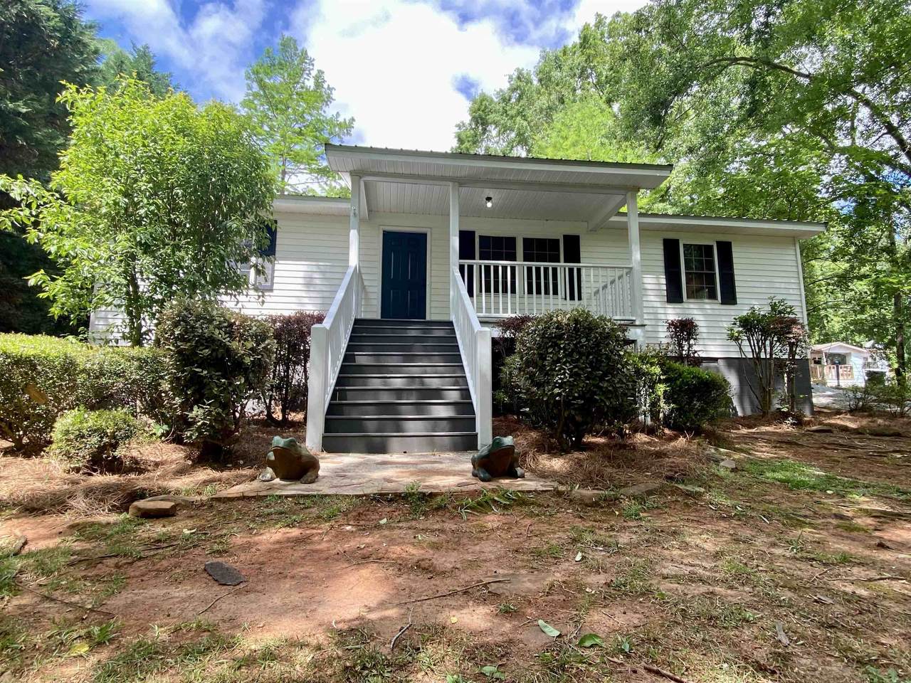 108 Gordon Street - Photo 1