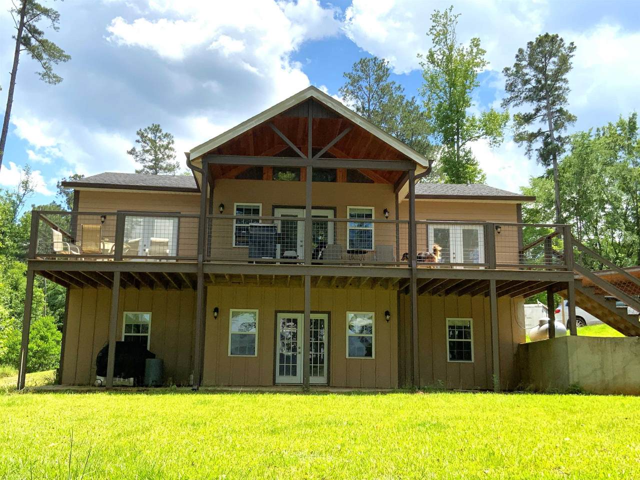 128 Village Way - Photo 1