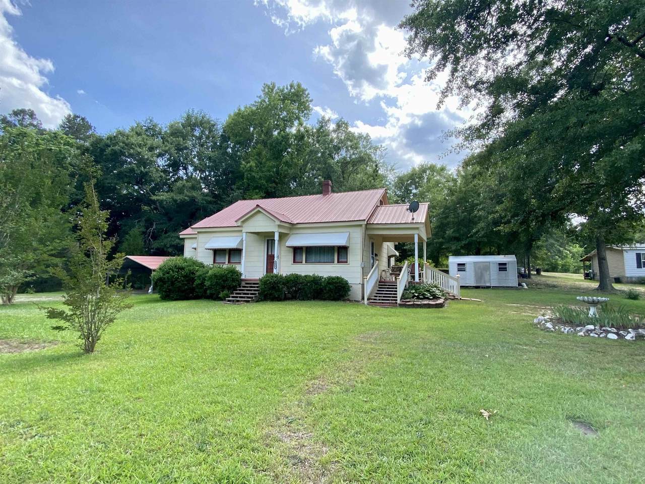 1040 Highway 77 - Photo 1