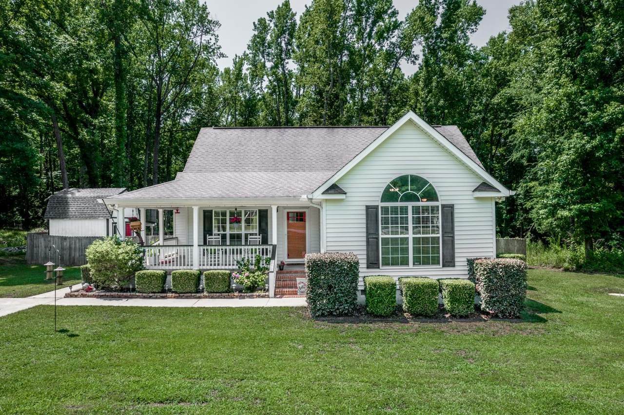 176 Stewart Drive - Photo 1