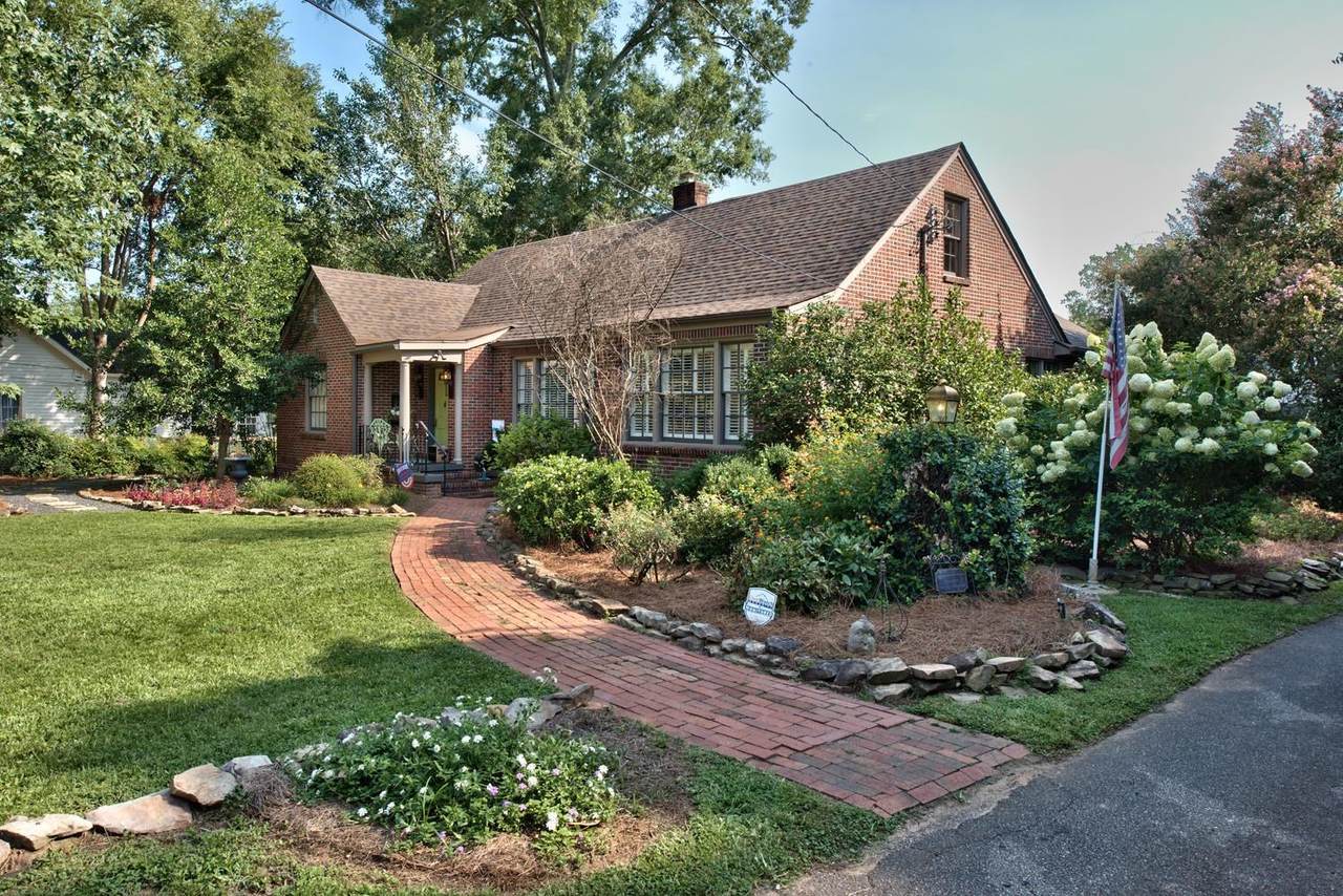 510 Foster Street - Photo 1