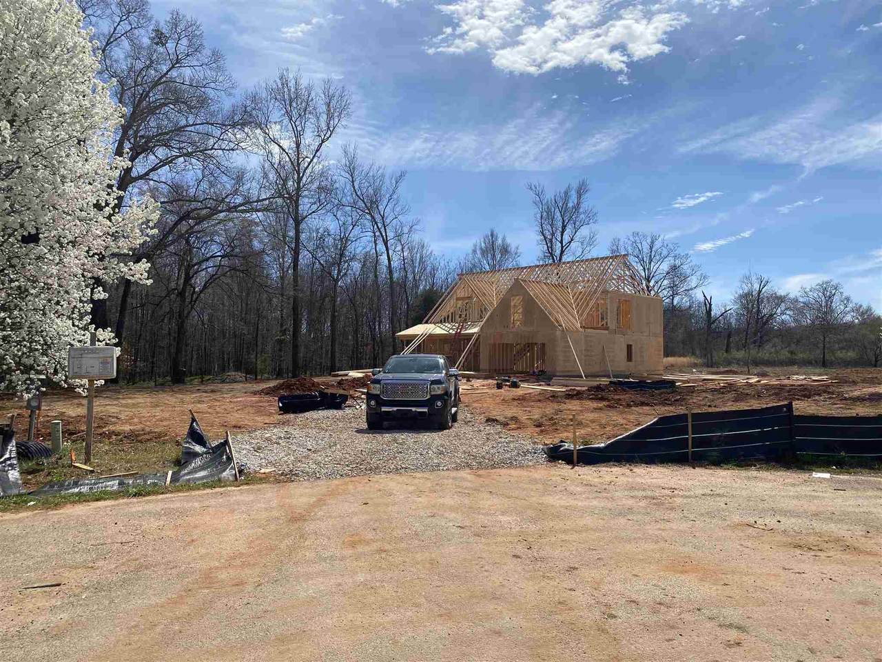 206 Alexander Lakes Drive - Photo 1